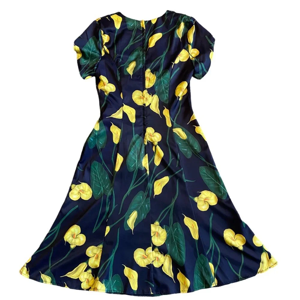 SOLD! Voodoo Vixen Flora Calla Lily Print Dress 40s Pinup Rockabilly Size Medium - Picture 6 of 9